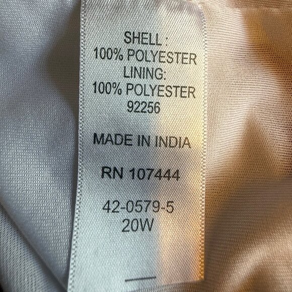 🐱 5 for $10.  Jessica London Red, White, & Black Floral Top Size 20W - Picture 4 of 5